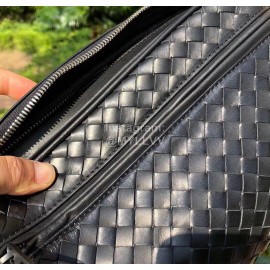 Bottega Veneta Exquisite Black Woven Leather Handbag For Men 244810