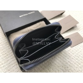 Bottega Veneta Classic Woven Cowhide Short Zipper Purse 114075