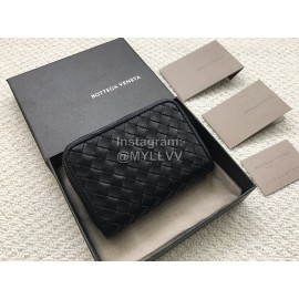 Bottega Veneta Classic Woven Cowhide Short Zipper Purse Black 114075