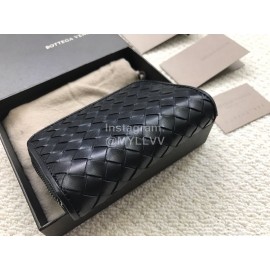 Bottega Veneta Classic Woven Cowhide Short Zipper Purse Black 114075