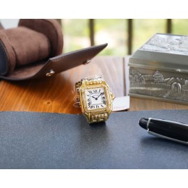 PanthèRe De Cartier Fashion Diamond Square Dial Watch For Women Gold