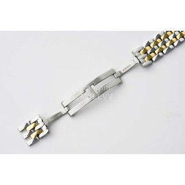 PanthèRe De Cartier Square Dial Water Resistant Watch