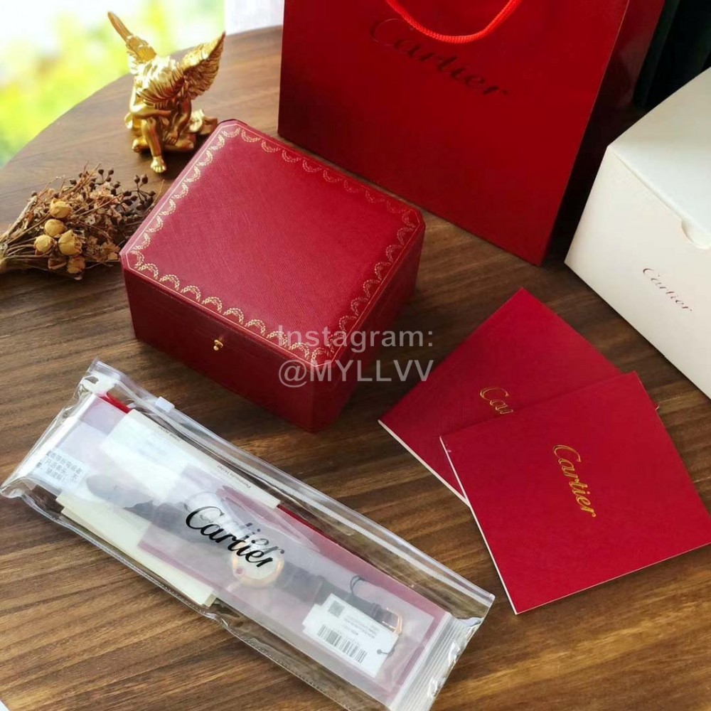 Ballon Blanc De Cartier Leather Strap Watch