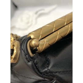 Chanel 2020 Kiss Lock Bag Lambskin Clip Chain Bag Medium As1886