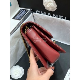 Chanel Classic And Practical Flip Chain Bag Claret 77098