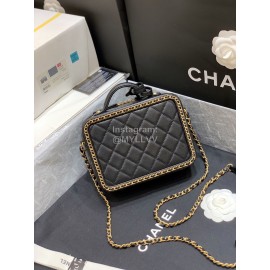 Chanel 2020 Gr Sheepskin Cosmetic Bag Black Small As1785