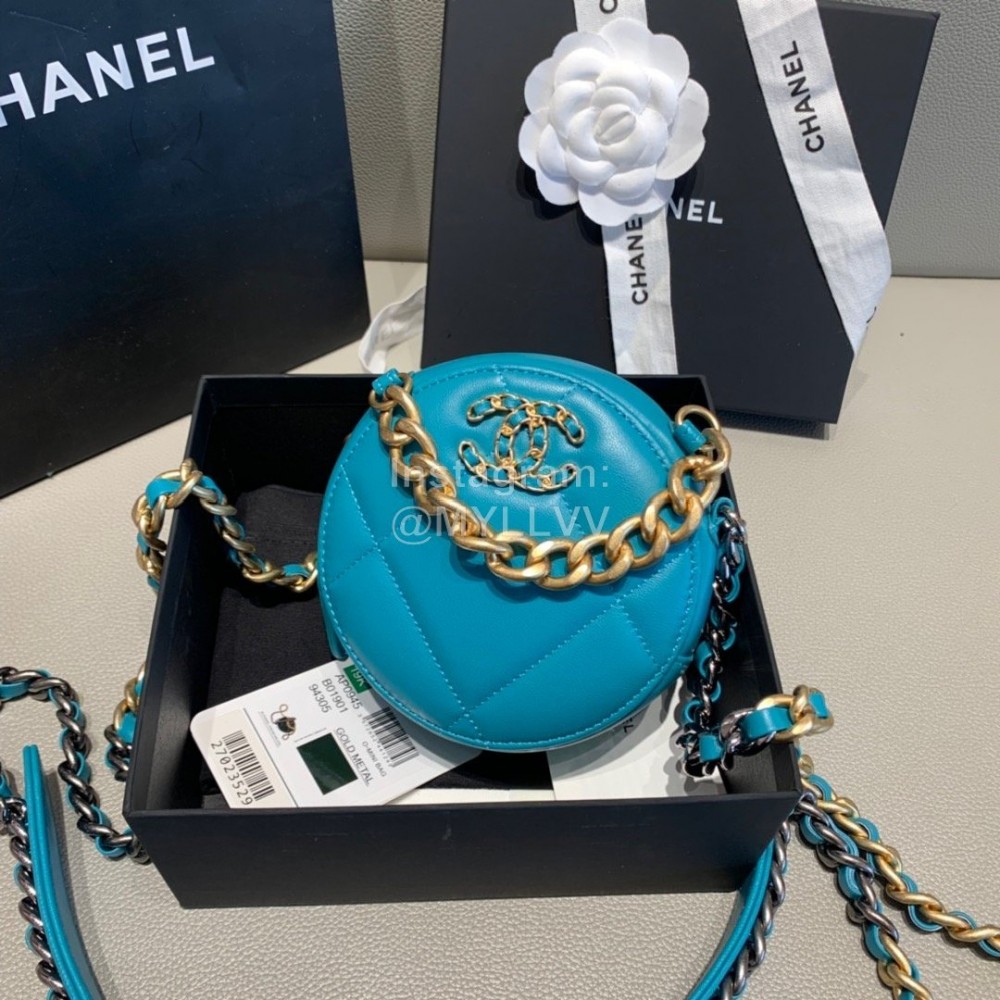 Chanel Chanel Cute Handbag Small Round Cake Bag Thick Chain Blue 0954