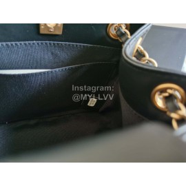 Chanel Autumn Winter Leather Shoulder Bag Black