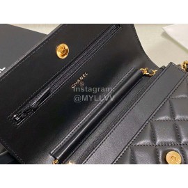 Chanel Calf Classic Flap Crossbody Chain Bag Black