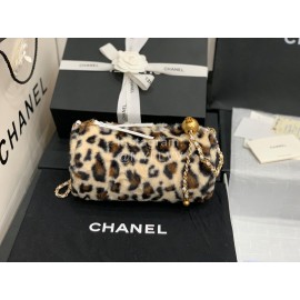 Chanel Winter Soft Leopard Print Fur Chain Crossbody Bag Khaki