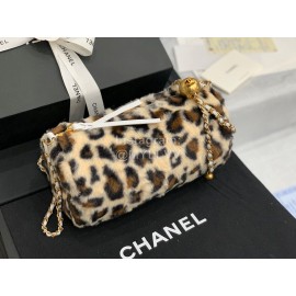 Chanel Winter Soft Leopard Print Fur Chain Crossbody Bag Khaki