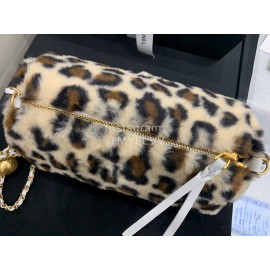 Chanel Winter Soft Leopard Print Fur Chain Crossbody Bag Khaki