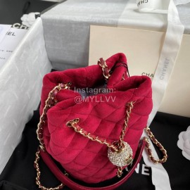Chanel Winter New Plaid Velvet Chain Crossbody Bucket Bag Red