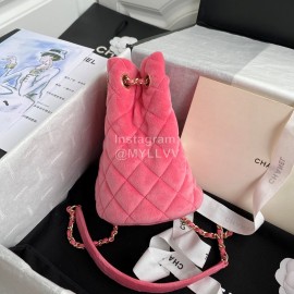 Chanel Winter New Plaid Velvet Chain Crossbody Bucket Bag Pink
