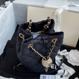 Chanel Winter New Plaid Velvet Chain Crossbody Bucket Bag Black