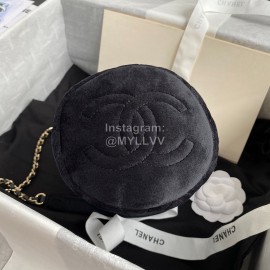 Chanel Winter New Plaid Velvet Chain Crossbody Bucket Bag Black