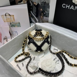 Chanel White Calf Chain Crossbody Round Bag 