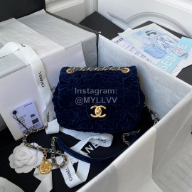 Chanel Winter Velvet Chain Crossbody Flap Bag For Women Navy As2619