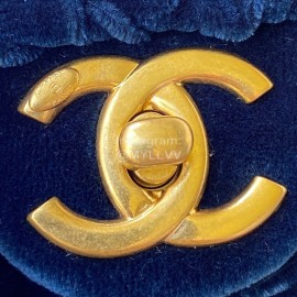 Chanel Winter Velvet Chain Crossbody Flap Bag For Women Navy As2619