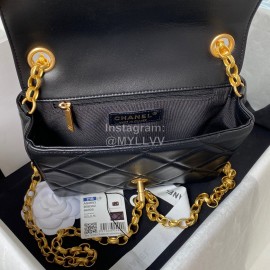 Chanel Vintage Sheepskin Chain Crossbody Flap Bag Black As2693