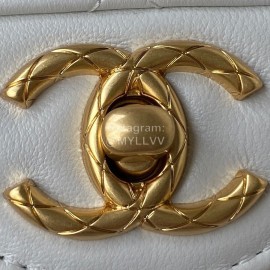 Chanel Vintage Sheepskin Chain Crossbody Flap Bag White As2693