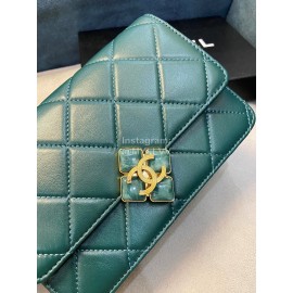 Chanel Vintage Sheepskin Diamond Buckle Chain Crossbody Flap Bag Green