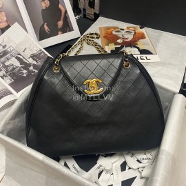 Chanel Black Cowhide Chain Shoulder Bag