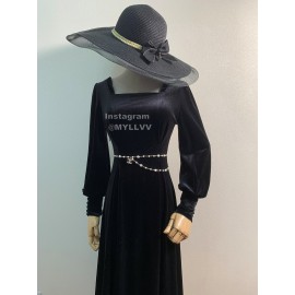 Chanel Elegant Irregular Pearl Belts For Women