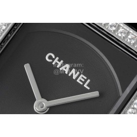 Chanel Boyfriend Serie Diamond Square Dial Watch Black