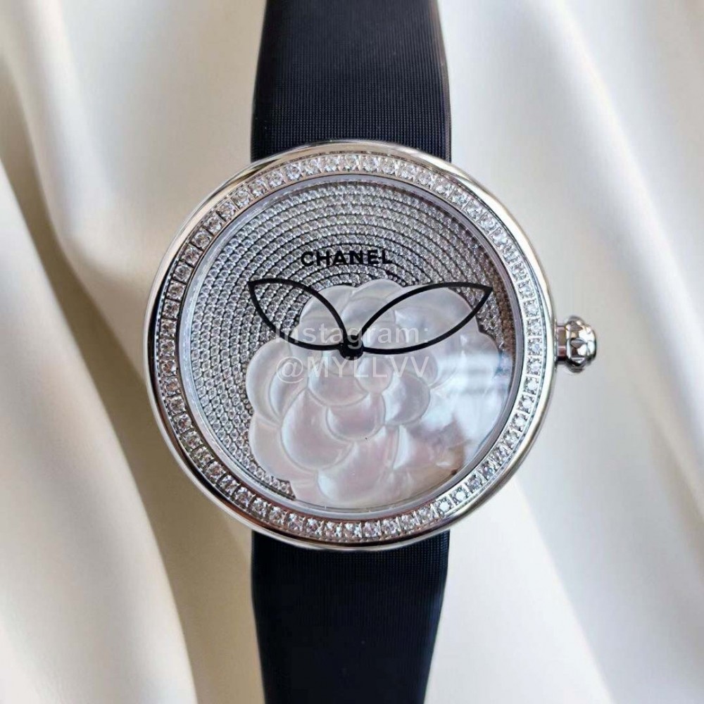 Chanel Fashion Camellia Flower Case Diamond Dial Watch