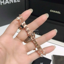 Chanel CaméLia Series Rose Gold Pearl Chain Watch For Women White