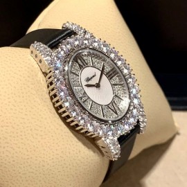 Chopard L'Heure Du Diamant Medium Oval Watch