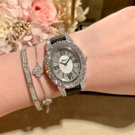 Chopard L'Heure Du Diamant Medium Oval Watch