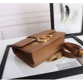 Dior 30 Montaigne Metal "CD" Buckle Leather Crossbody Bag Brown D6712