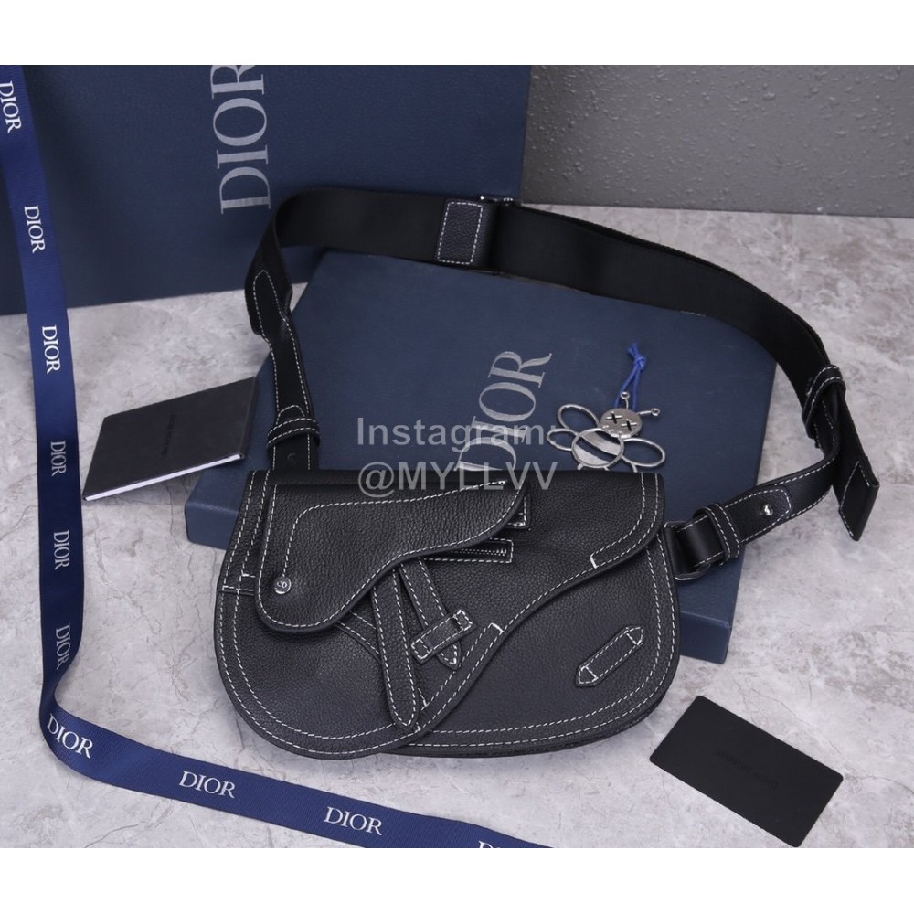 Dior Saddle Men's Grained Cowhide Crossbody Saddle Bag Black And White P0095