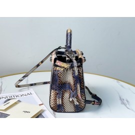 Fendi Exquisite Snake Pattern Messenger Bag For Women