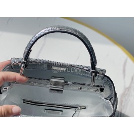 Fendi Exquisite Snake Pattern Messenger Bag For Women Silver