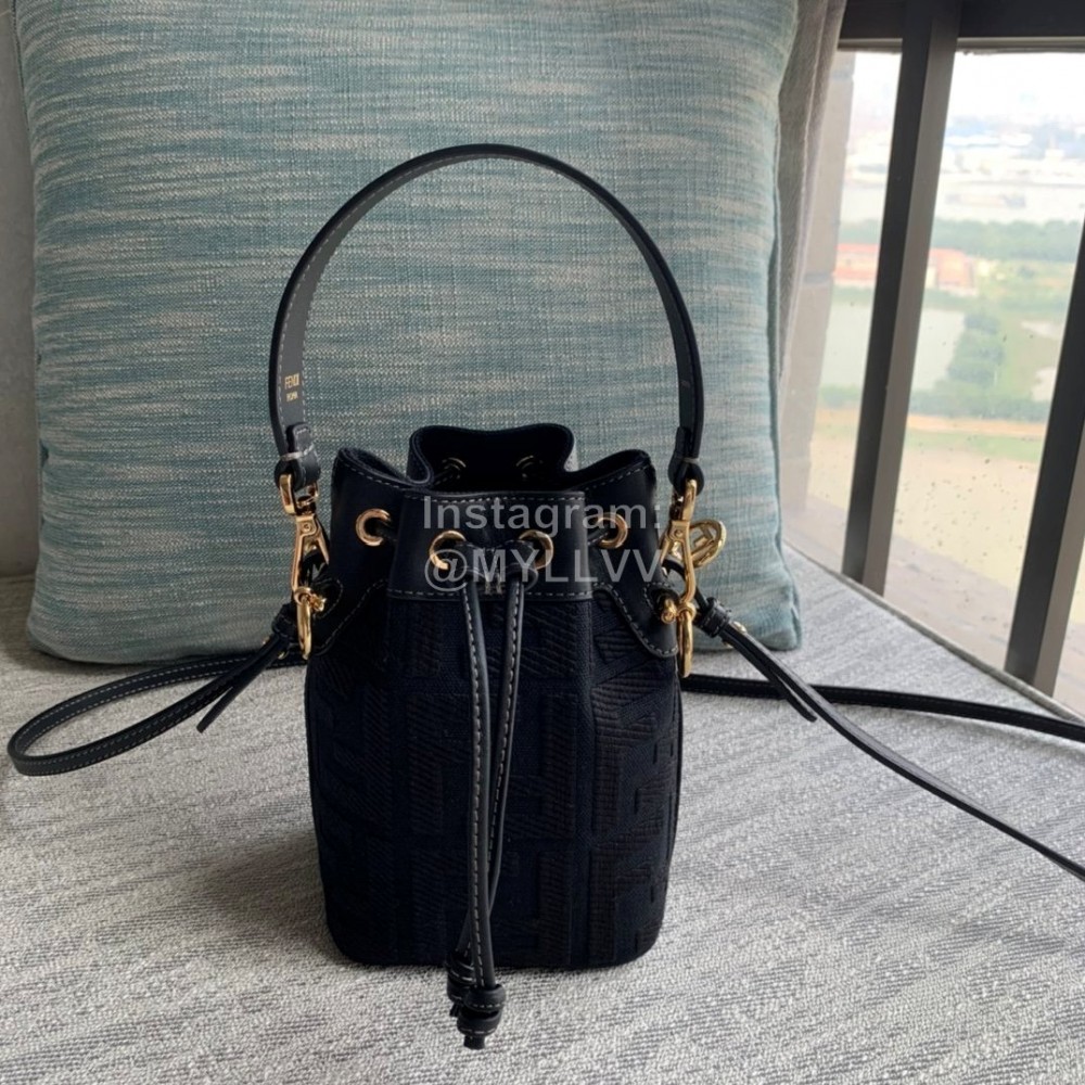 Fendi Fashion Embroidery Small Bucket Bag Black