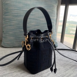 Fendi Fashion Embroidery Small Bucket Bag Black