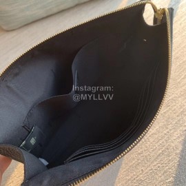 Fendi Fashion Leather Handbag Gold