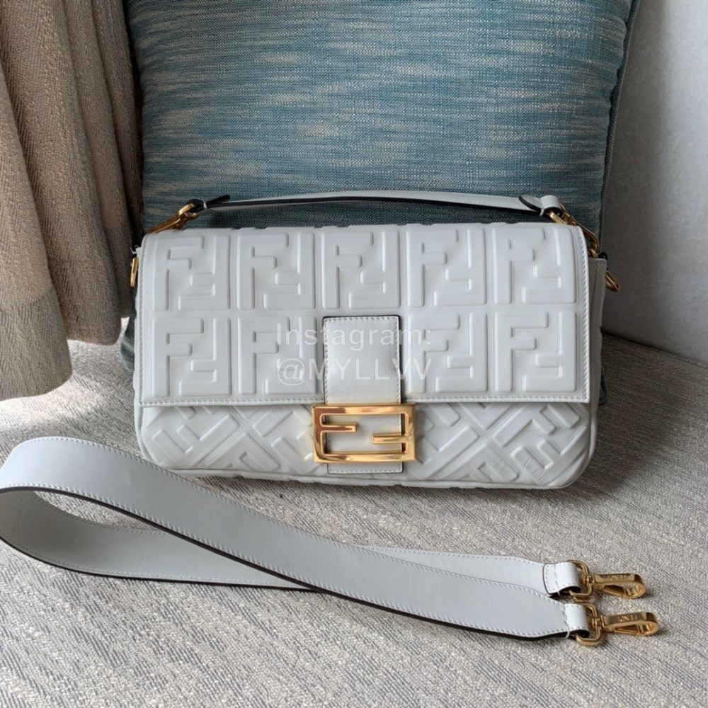 Fendi Fashion Large Flip Messenger Bag For Women White