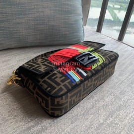 Fendi Fashion Medium Chain Bag For Women