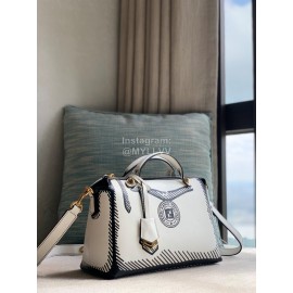 Fendi Fashion Black White Messenger Bag For Women