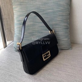 Fendi Black Retro Shoulder Bag Underarm Bag