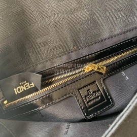 Fendi Black Retro Shoulder Bag Underarm Bag
