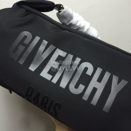 Givenchy Letter Fashion Men's Crossbody Chest Bag Black