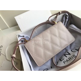 Givenchy Strap Wallet Diamond Diagonal Diagonal Bag Milk Tea Color 0199006