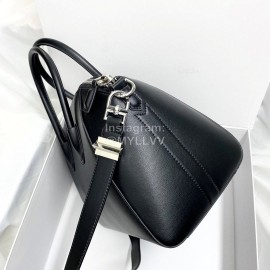 Givenchy Antigona Logo Letter Embroidery Medium Motorcycle Bag Black