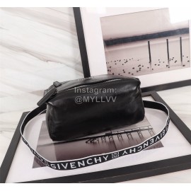 Givenchy Pandora Letter Ribbon Pandora Box Shoulder Bag Black