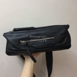 Givenchy White Five-Pointed Star Cowhide Crossbody Chest Bag Black 9983